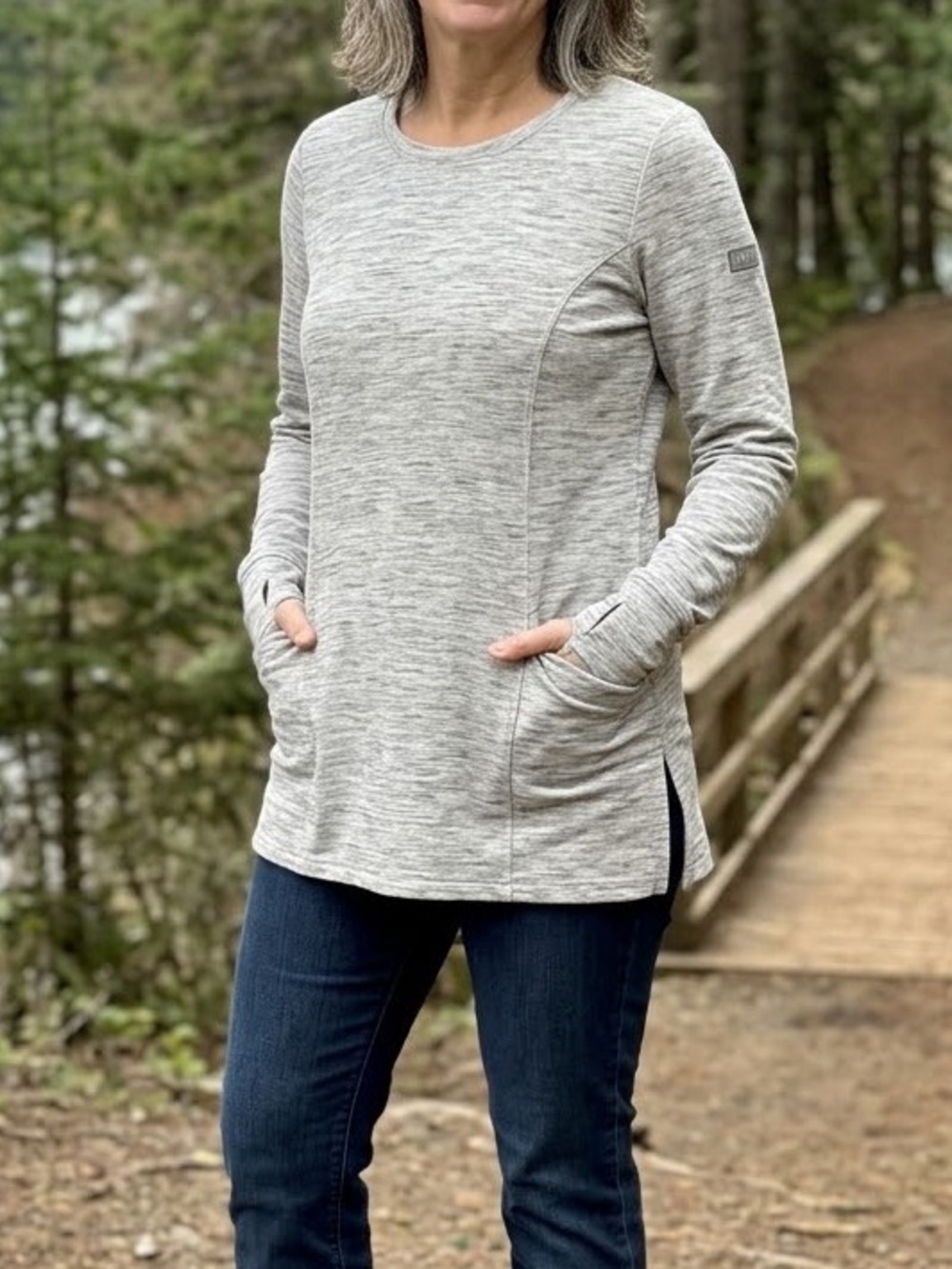 Duluth Trading Co Gray Long-Sleeve Tunic Top with Pockets